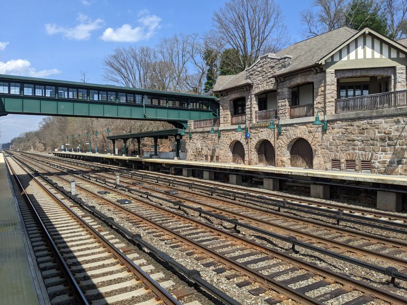 Philipse Manor Station