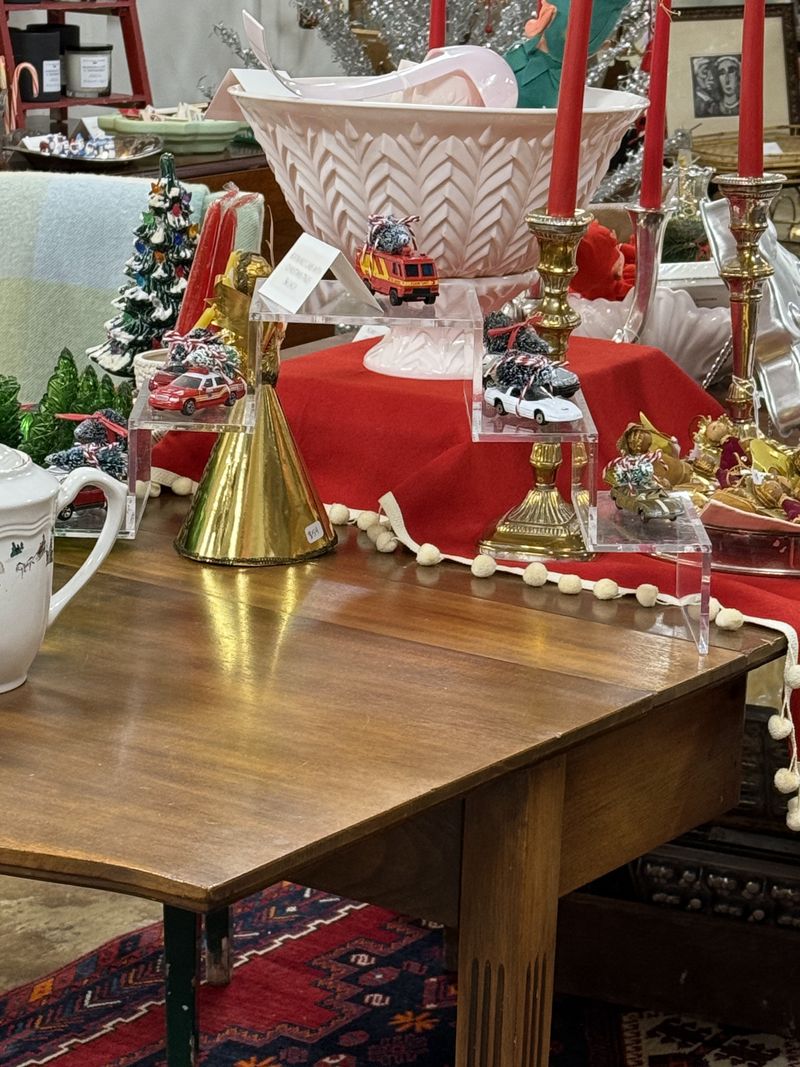 Holiday Décor That Puts Big Box Stores to Shame