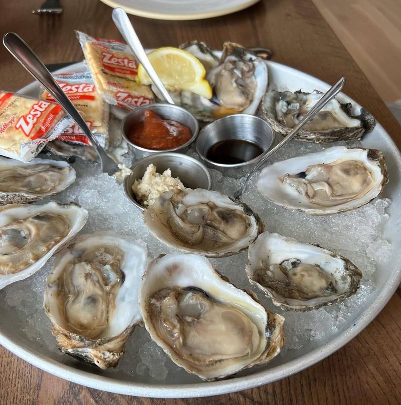 Thorny Oyster, St. Louis