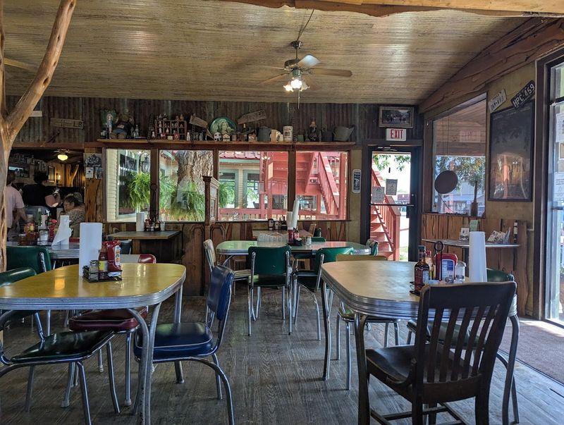 Cozy Atmosphere That Welcomes Everyone