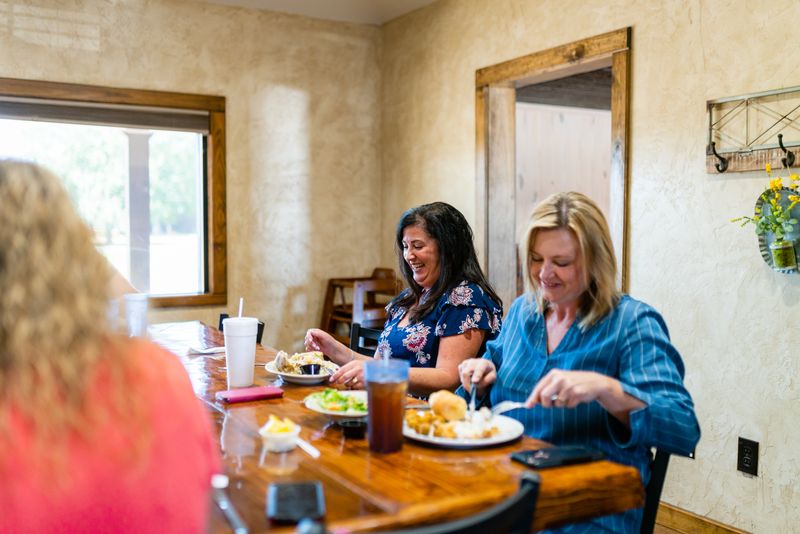 Lumber Yard Cafe, Texas