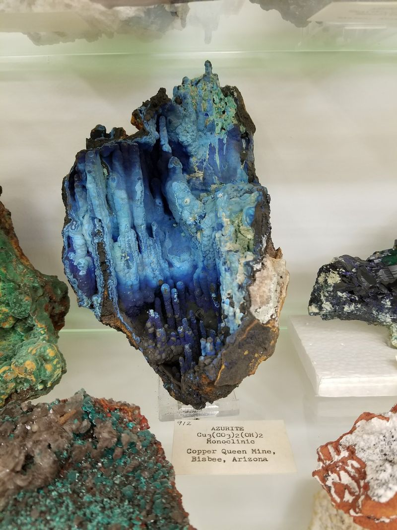 Franklin Mineral Museum Fluorescent Tunnel