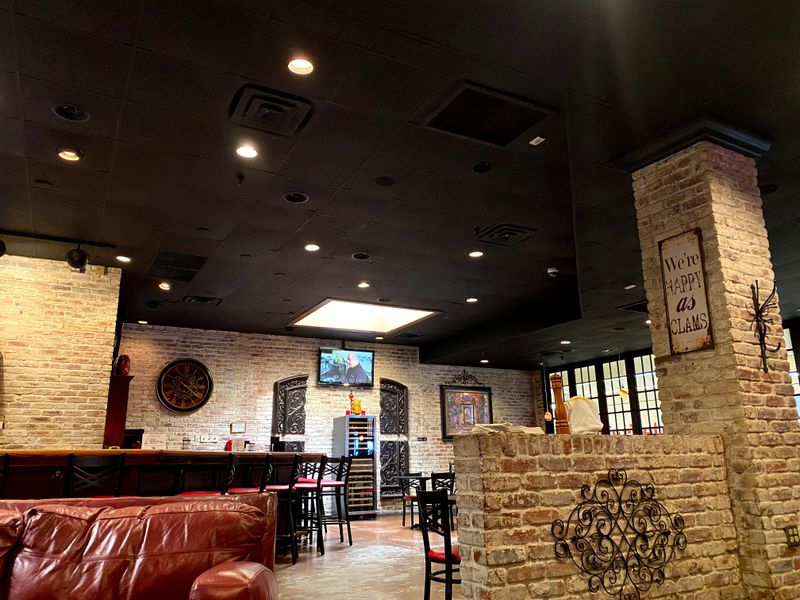 A Location That Is Easy to Find and Worth the Trip