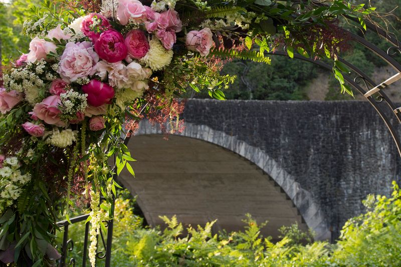 Why The Redwood Setting Changes The Experience