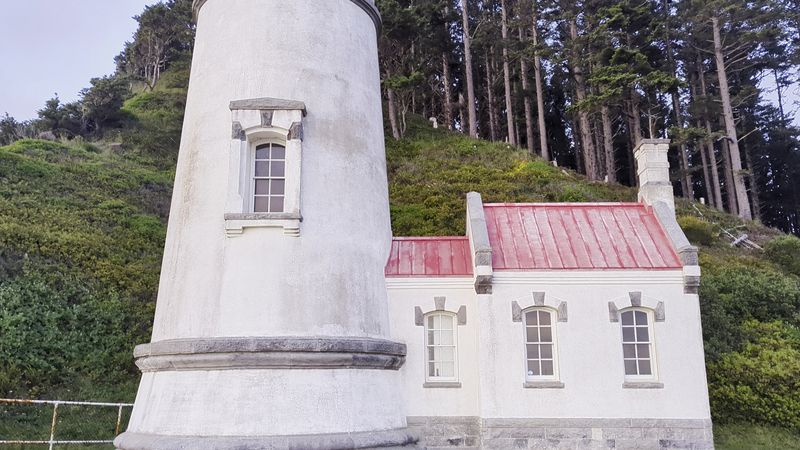 Unexplained Floral Scents Appear Out of Nowhere