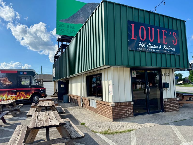 Louie's Hot Chicken & Barbecue