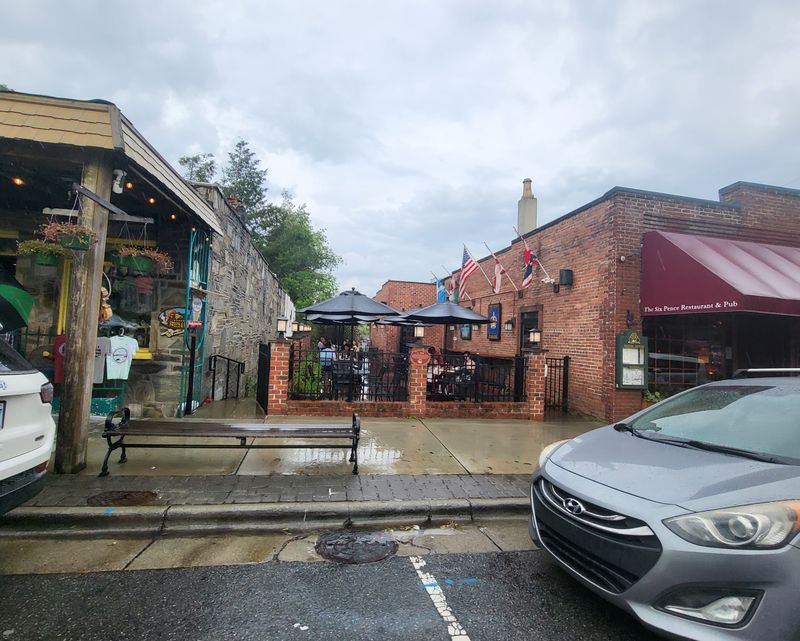 Blowing Rock Village