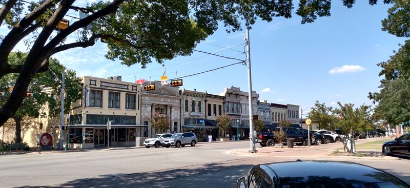 Georgetown Square Shops and Eateries