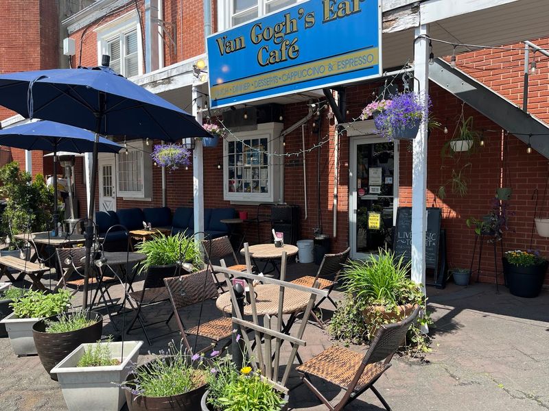 The Perfect Spot For Gathering With Friends