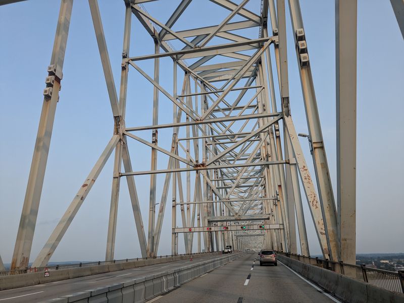 Commodore Barry Bridge