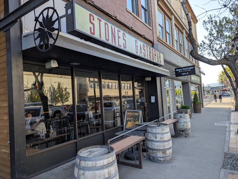 Stones Gastropub, Wenatchee