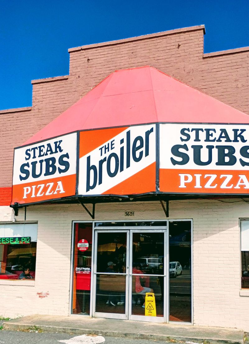 The Broiler (Arlington)