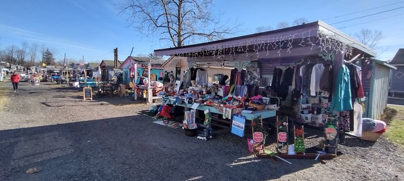 New Egypt Flea Market Village, New Jersey
