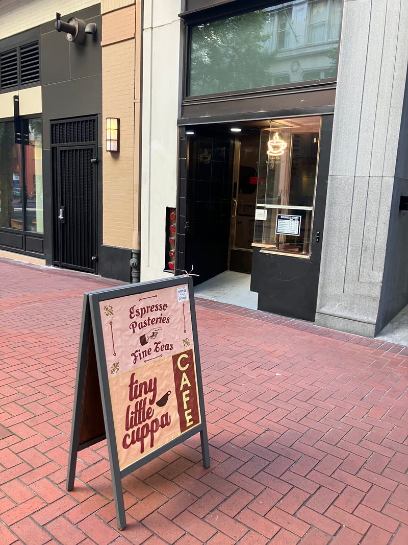 Prime Downtown Location Near Millennium Park