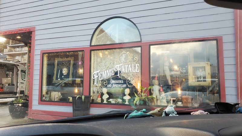 Prime Location on Newport's Scenic Bay Boulevard