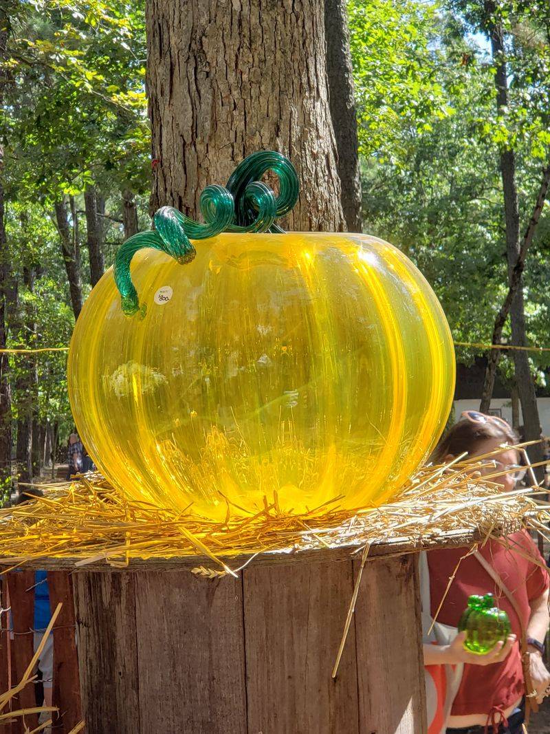 Design Custom Glass Ornaments Perfect For Holiday Decorating