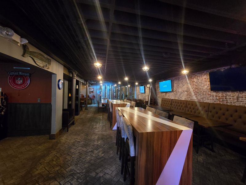 Service That Turns First-Time Visitors Into Regulars