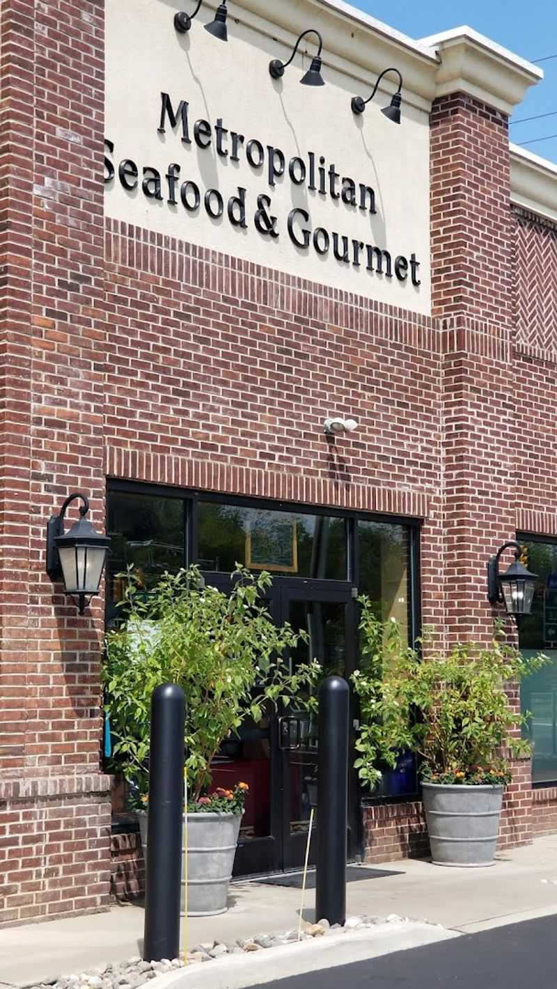 Planning Your Visit to Metropolitan Seafood and Gourmet