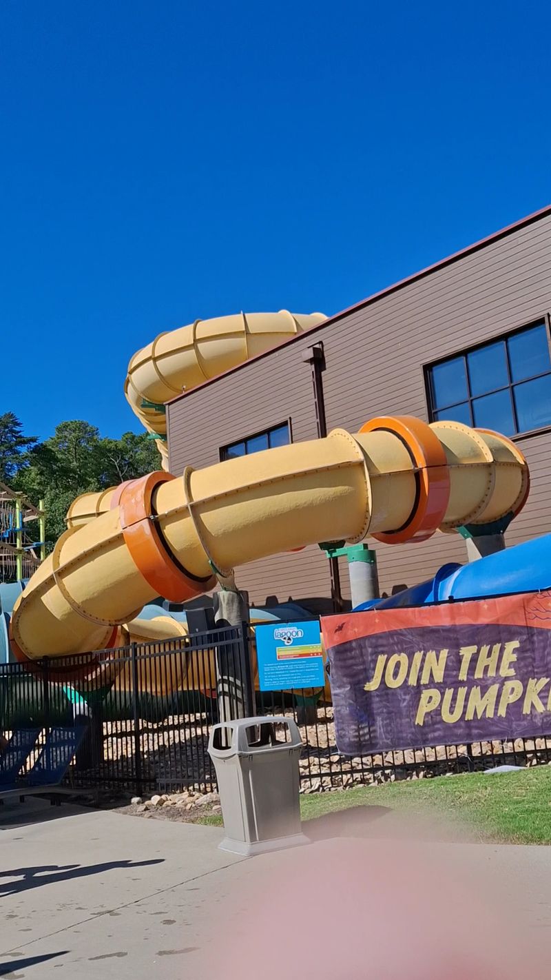 Prime Location Near Williamsburg Attractions