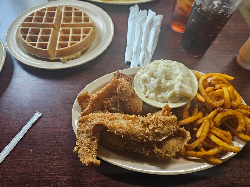 Medley’s Diner