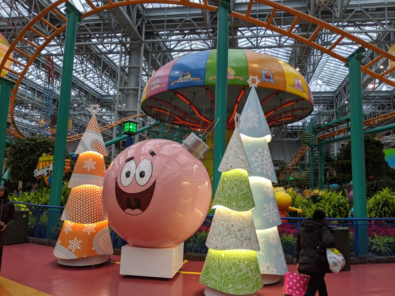 Photo Stops And Character Moments That Feel Surprisingly Fun