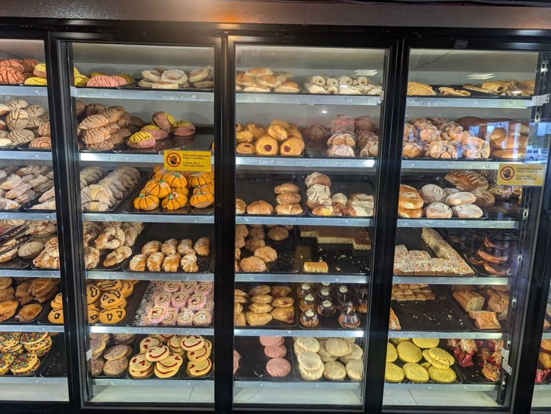 Extensive Bakery Selection for Take-Home Treats