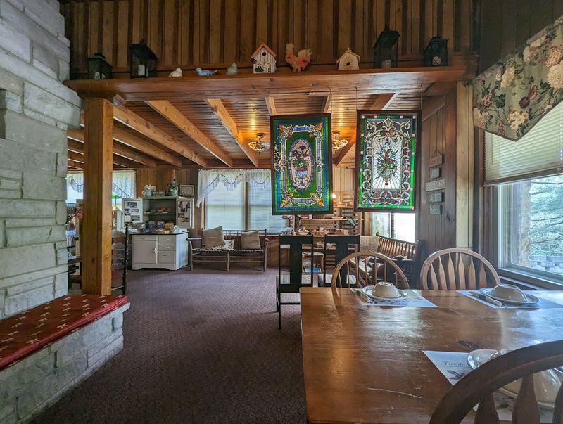 A Setting That Feels Like Owen County at Its Best