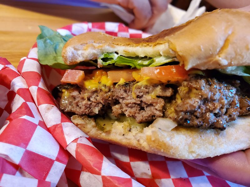 The Cover Burger That Earned State Recognition