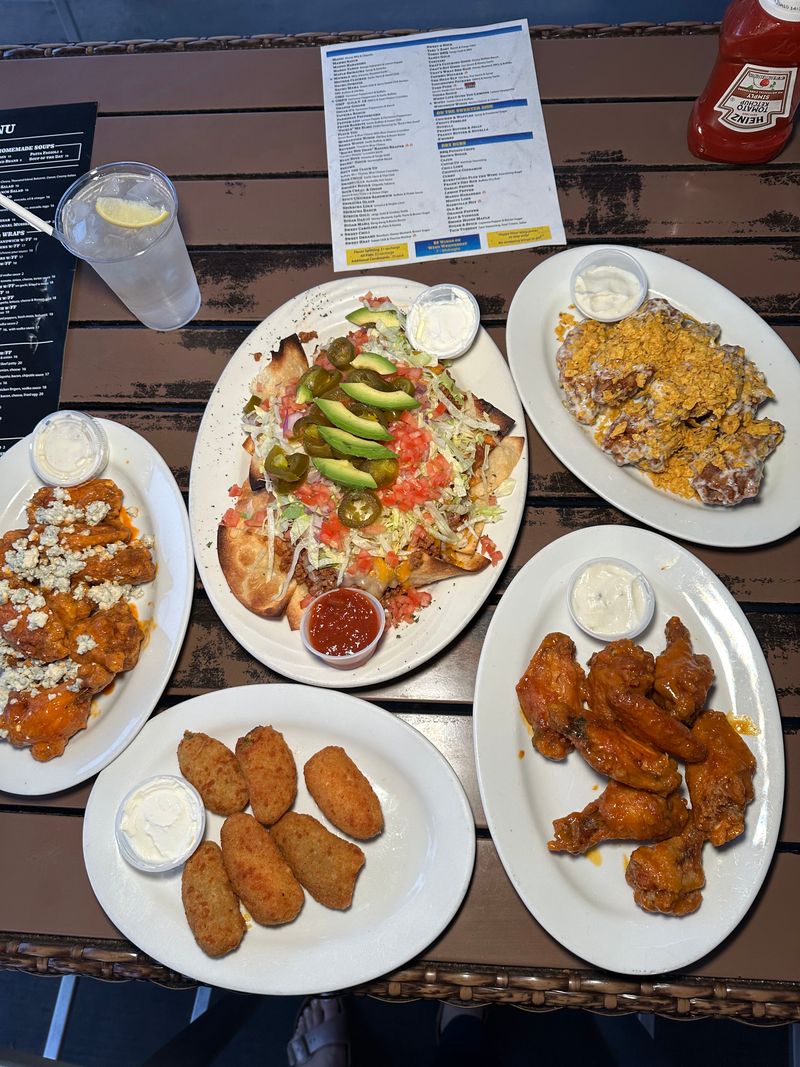 Lemon Pepper Wings Offer Classic Zesty Excellence