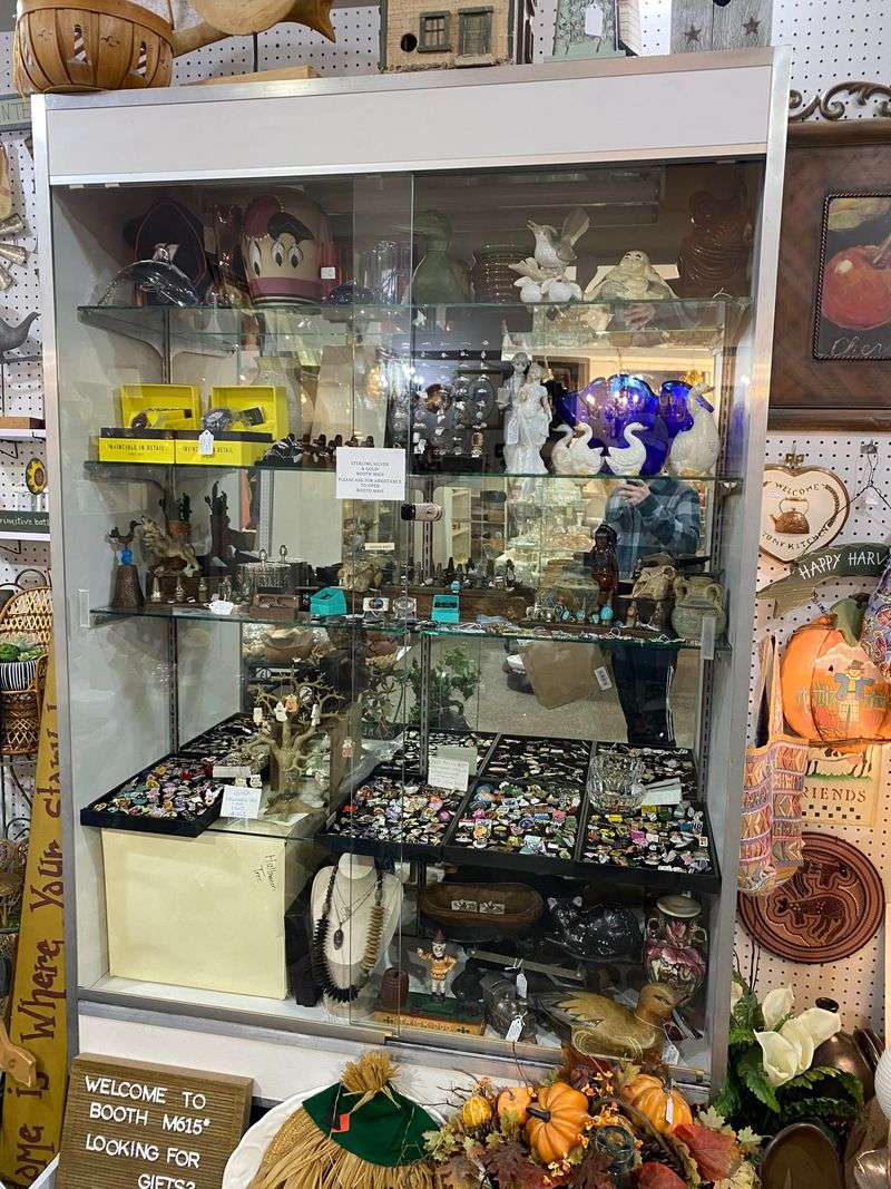 Vintage Jewelry And Accessories That Sparkle With History