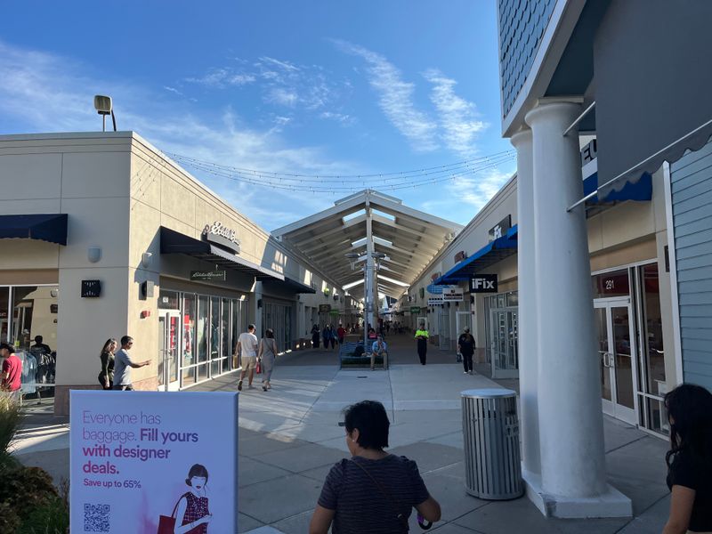 Michael Kors Outlet Makes Designer Dreams Affordable Reality