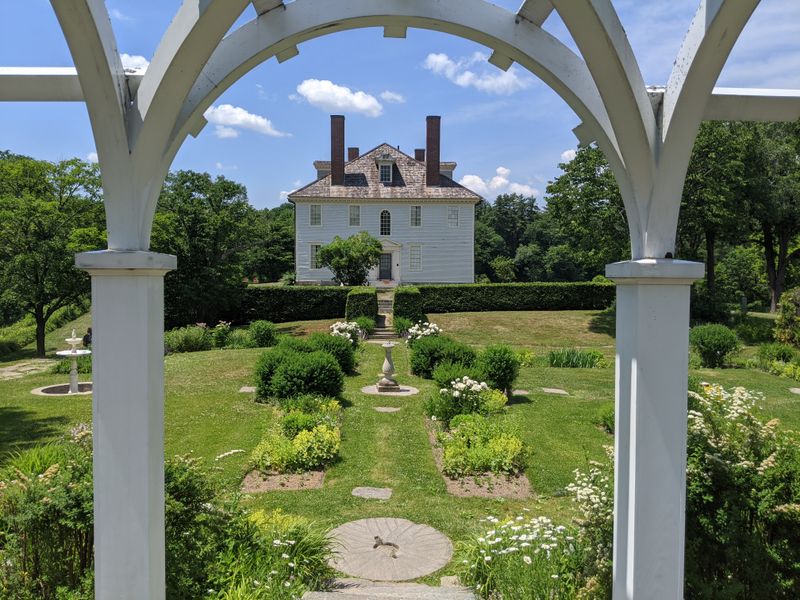 Hamilton House Perennial Gardens