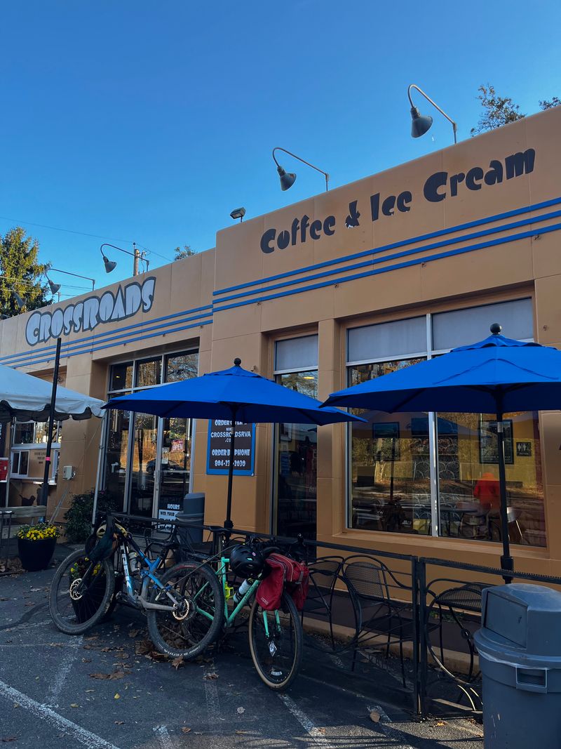 Crossroads Coffee & Ice Cream, Richmond