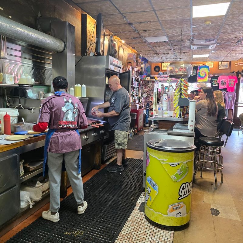 Quick Service Despite the Constant Crowd