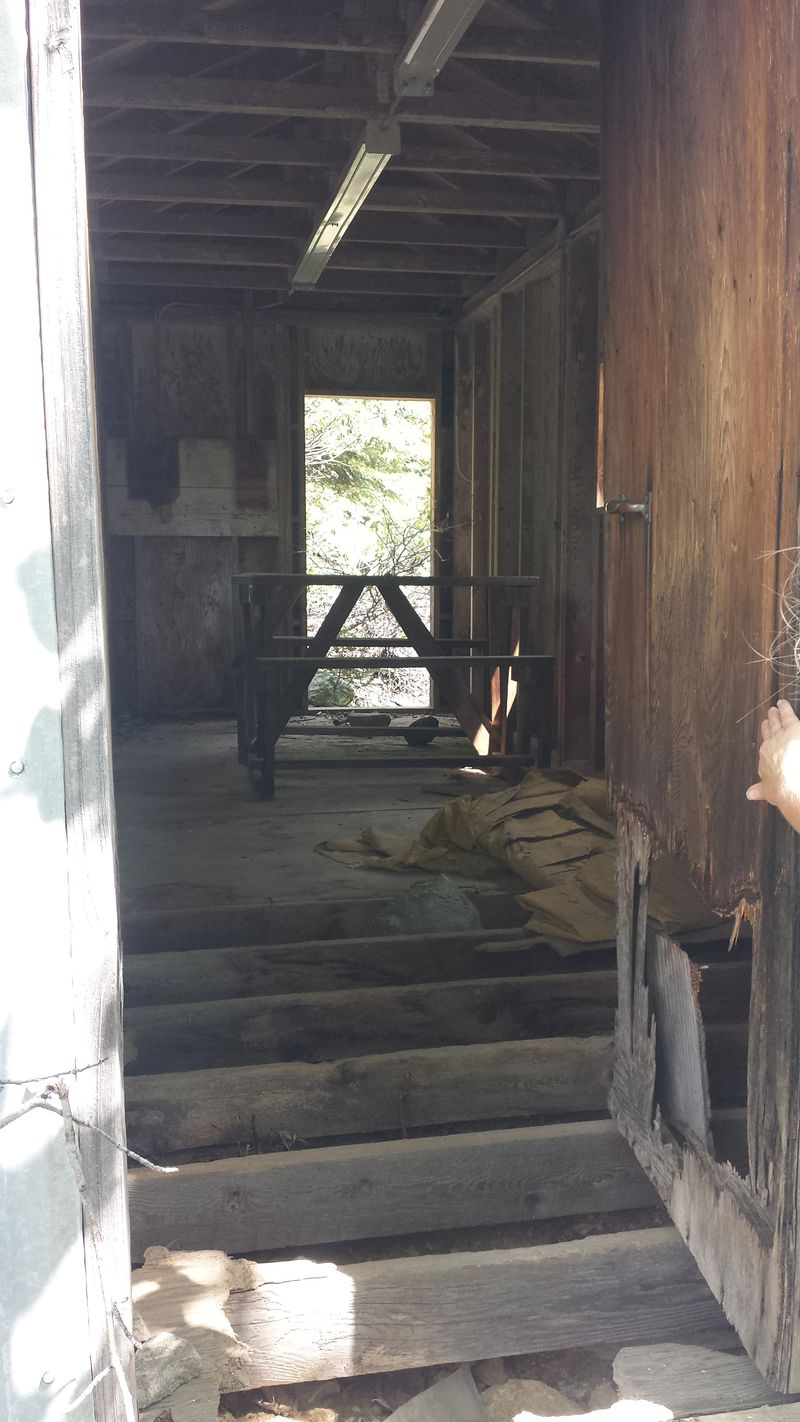 The Crumbling Hotel That Still Stands Watch