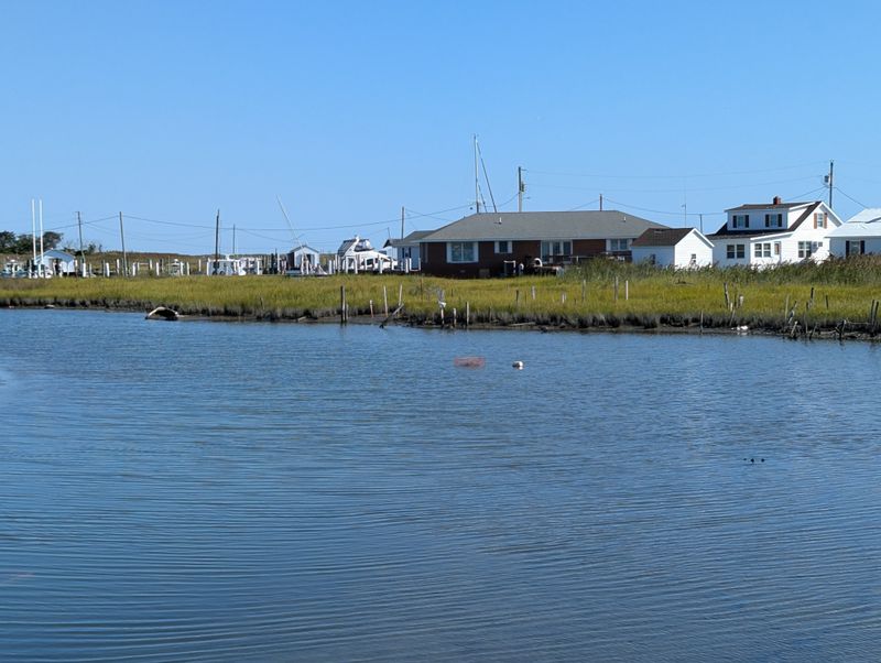 A Village Layout That Keeps The Horizon Wide Open