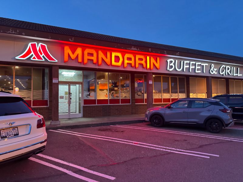 Mandarin Buffet & Grill