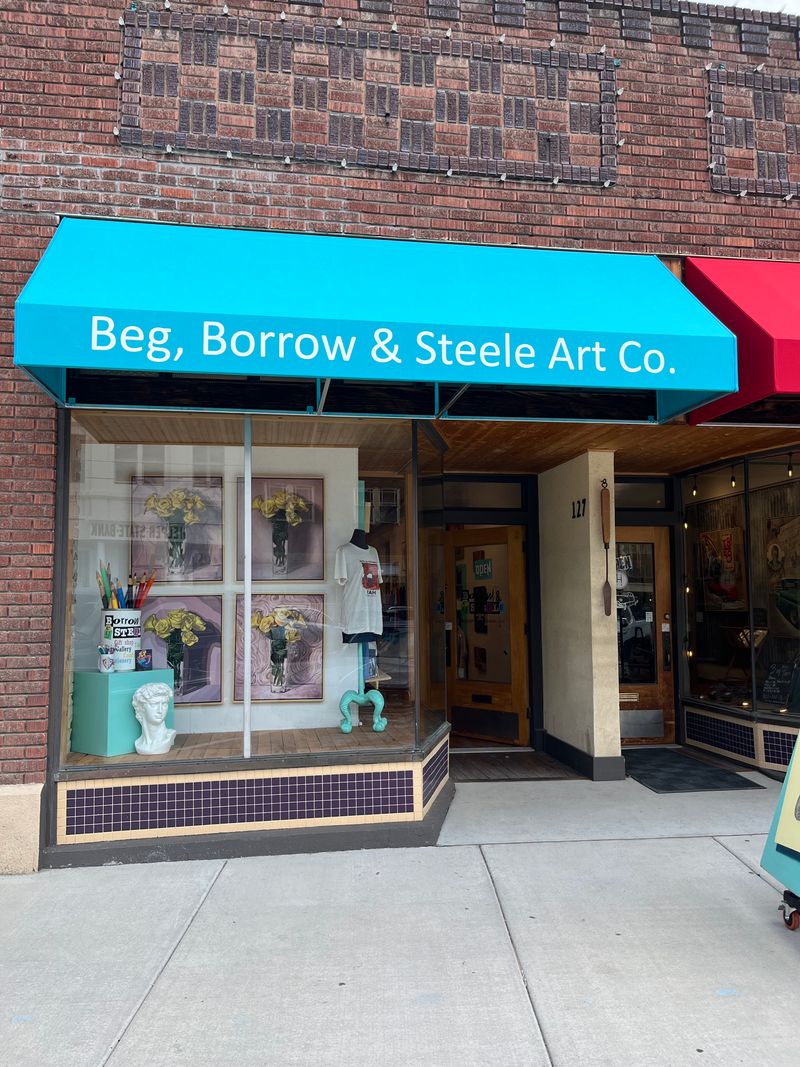 Easy Ways To Explore, Art Walks, Murals, Shops, And Short Stops