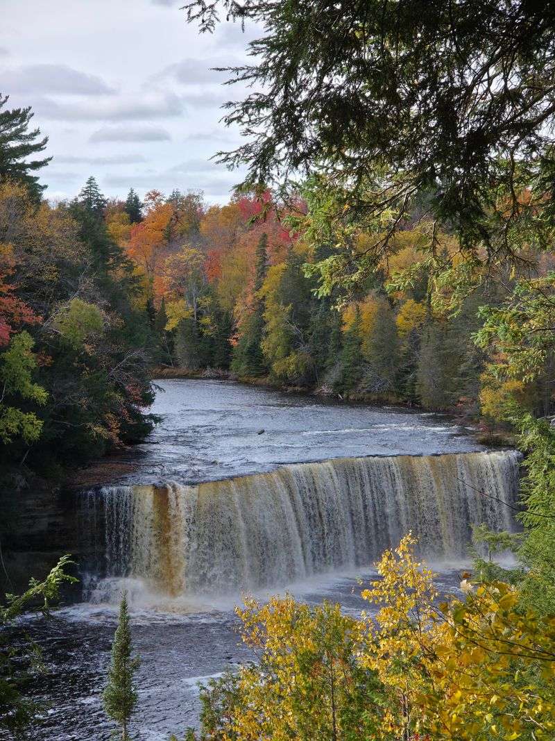 Tahquamenon Falls State Park