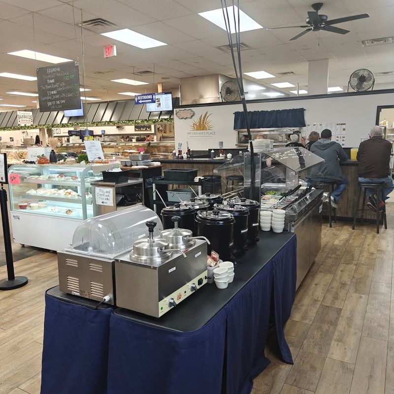 The Famous Gravy That Deserves Its Own Fan Club