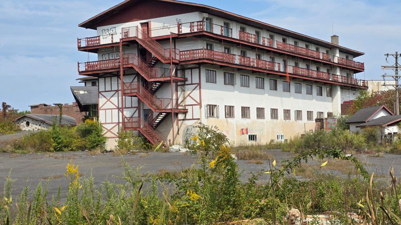 Friar Tuck Inn Resort