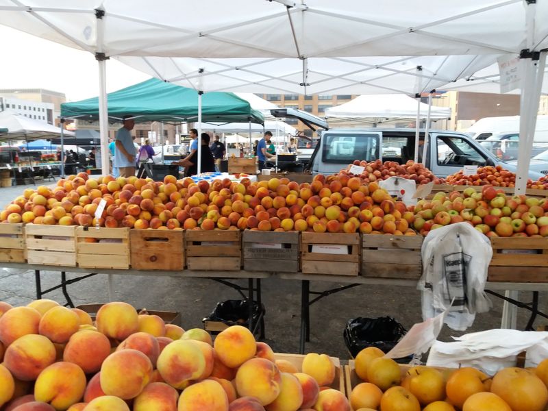 Samples And Small Bites That Keep Spending Low