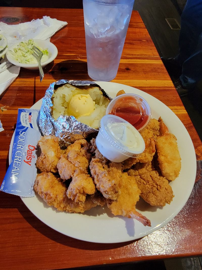 Platters And Combos That Make Ordering Easy