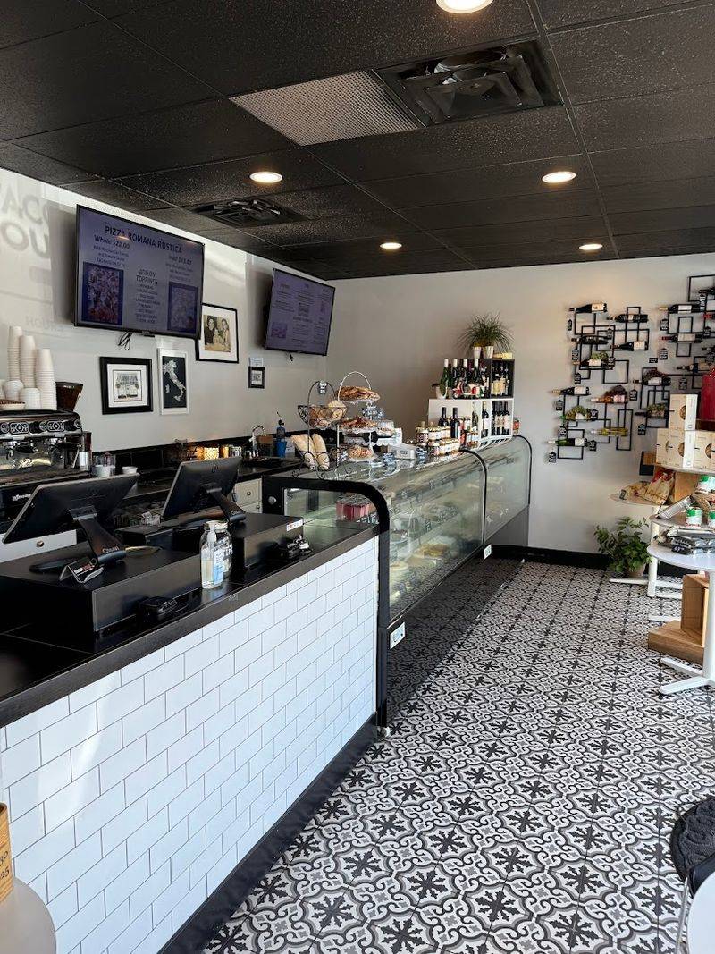 Stacco House by Mammamia – 834 W Main St, Carmel, IN 46032