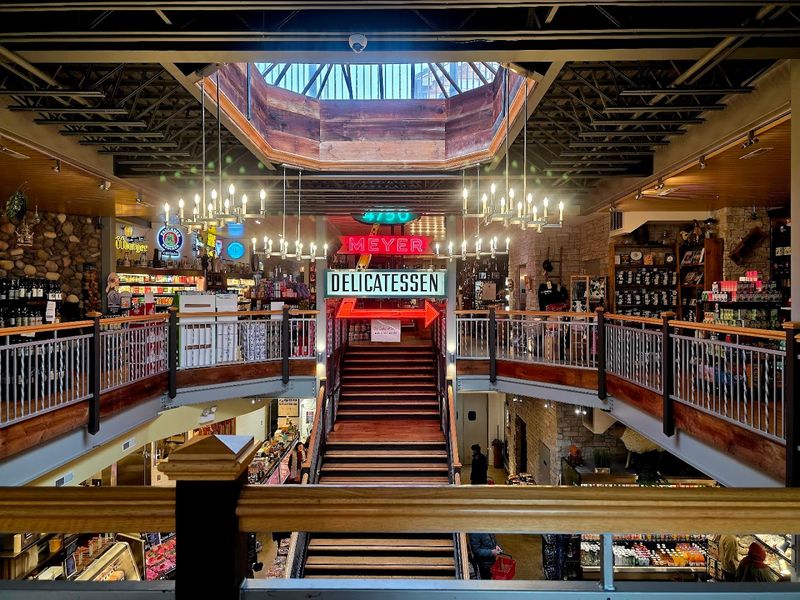 Gene’s Sausage Shop And Delicatessen 