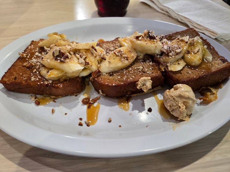Banana Bread French Toast That Rewrites Breakfast Rules