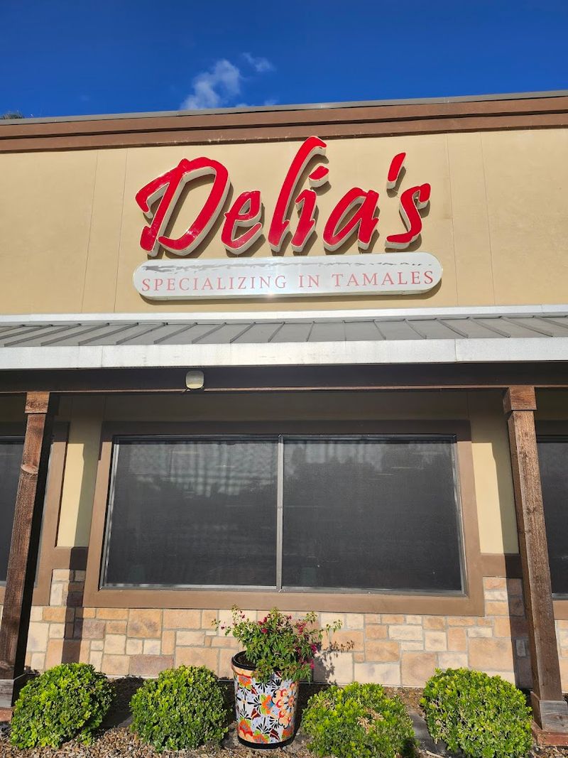 The Green Salsa That Deserves Its Own Fan Club