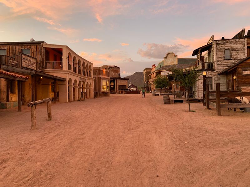 The Desert Setting Feels Authentic