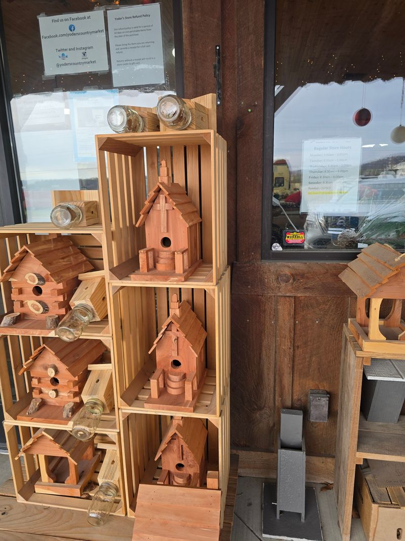 Handcrafted Gifts and Local Treasures