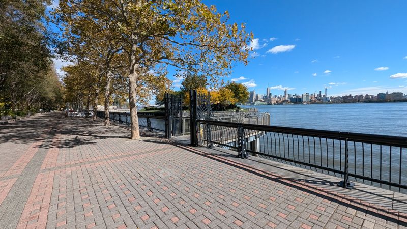 Hoboken Pier A Park Stretch